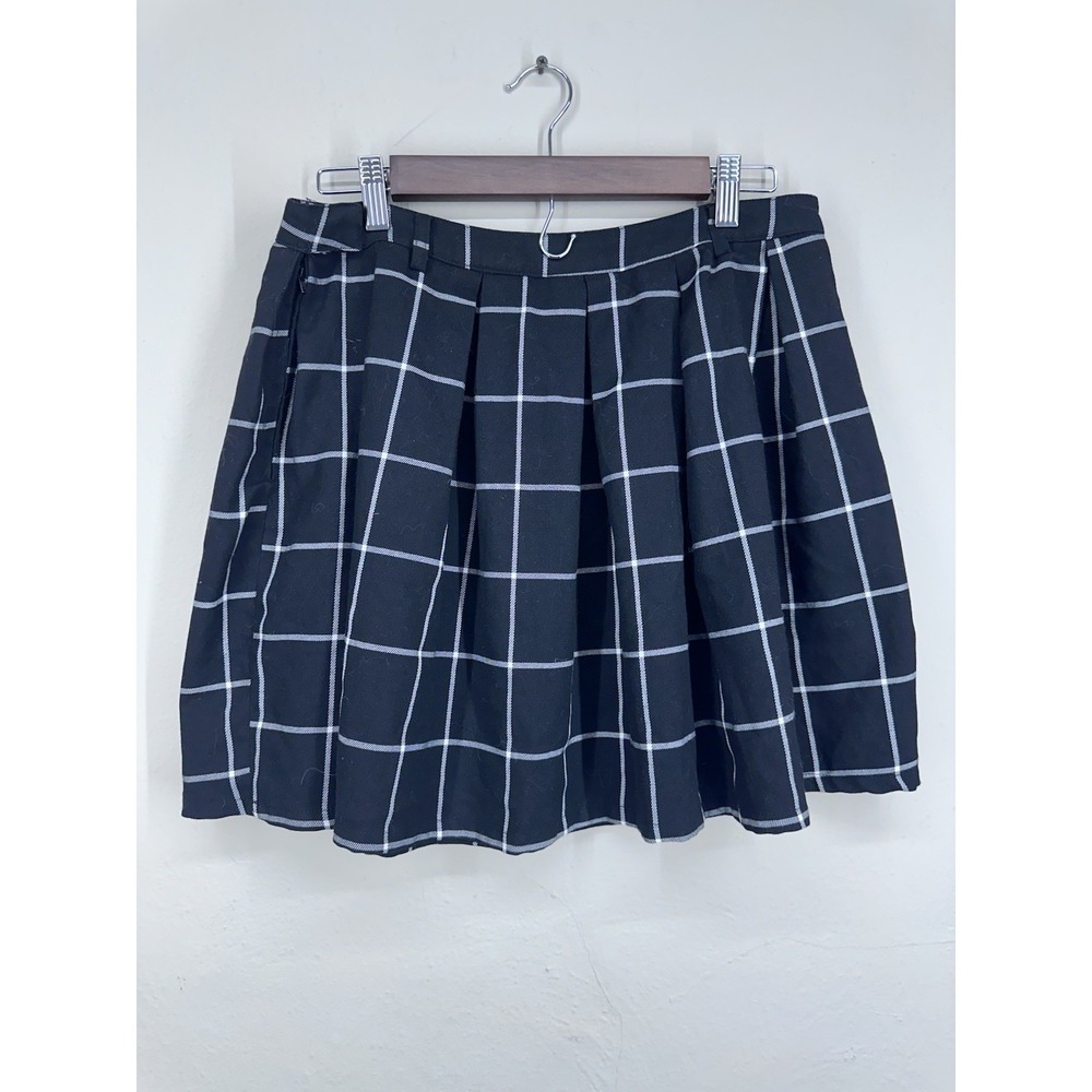 Hot Topic Pleated Mini Skirt LARGE Black White Plaid Side Zip Rock Punk Goth Emo